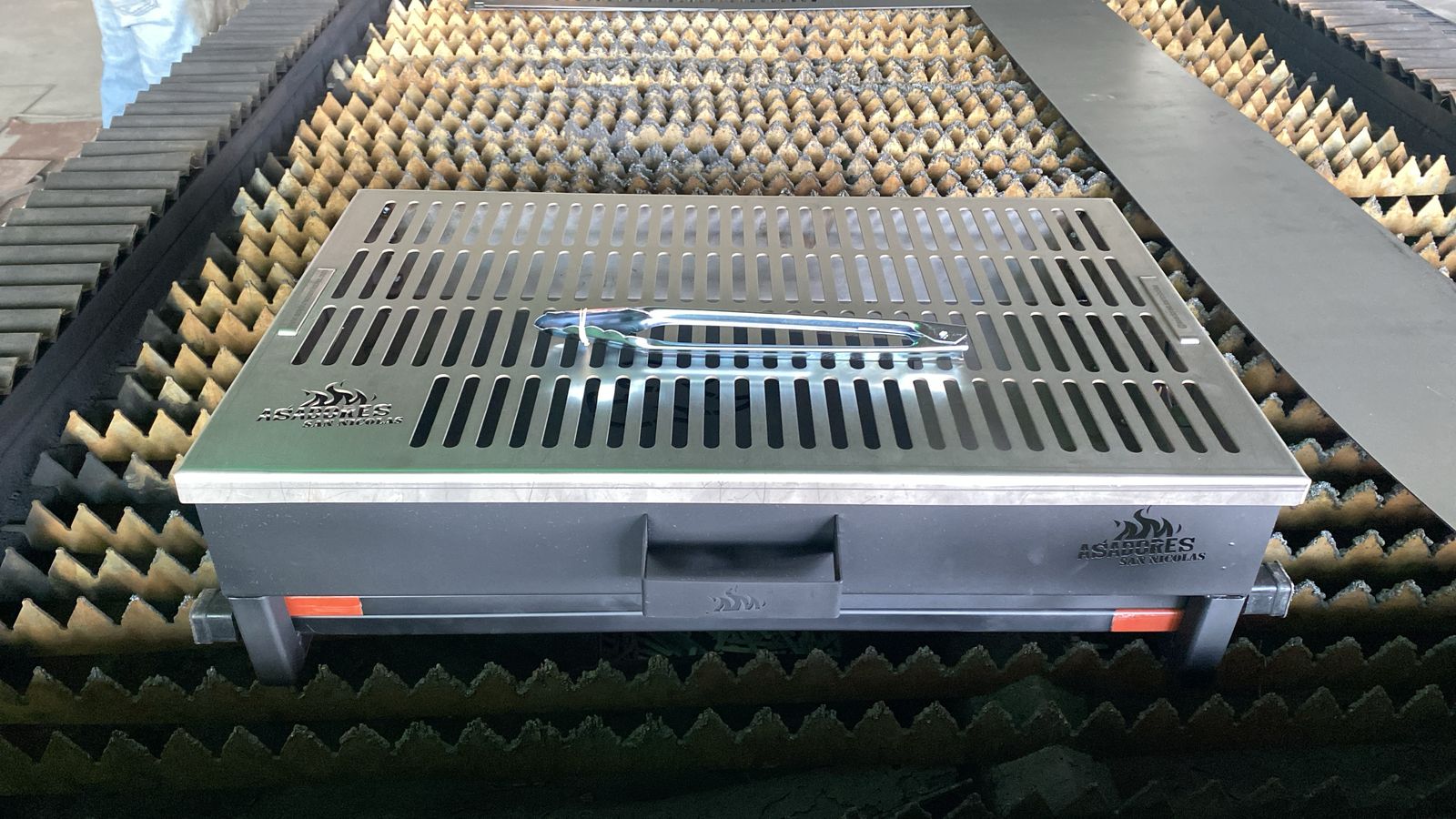 Asador Portátil A10 - 3